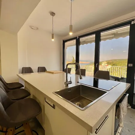 Initium Novum * Jadranovo